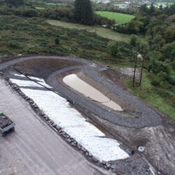 Drainage pond at Cappagh West-Lochán Draenála ag An Ceapach Thiar